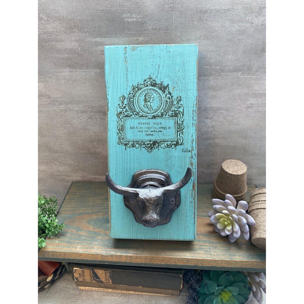 Wood wall art plaque with steer head